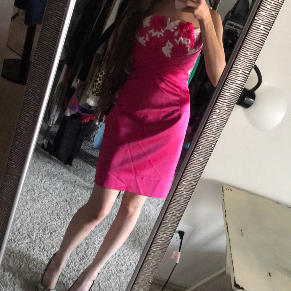 Sale❌Phoebe couture Pink mini  dress